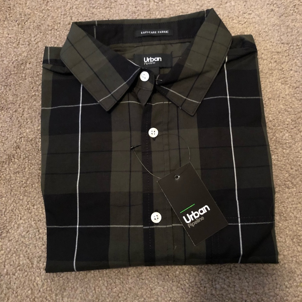 Men’s Urban Pipeline button down size L